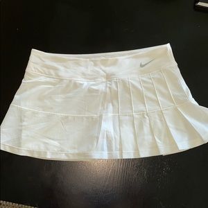 Nike women’s tennis Skirt
